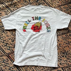 Grateful Smell The Roses Tee (M)